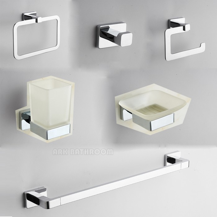 Accesorios de baño de latón de China Accesorios de baño de acero inoxidable G17600